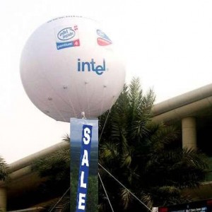 Roud-inflatables-with-banners-1 Roud-inflatables-with-banners-1